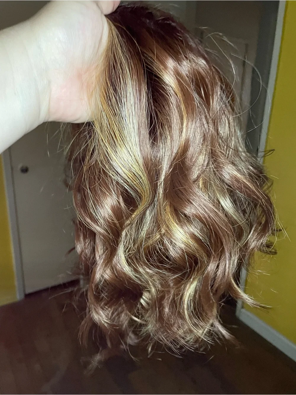 Chelsey Smith Crowns Katie Copper Muse Standard EUC